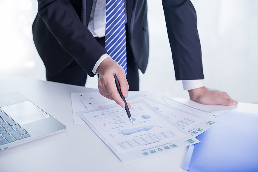 廣州外貿(mào)企業(yè)進(jìn)出口退稅找代辦好還是自己申報？ 